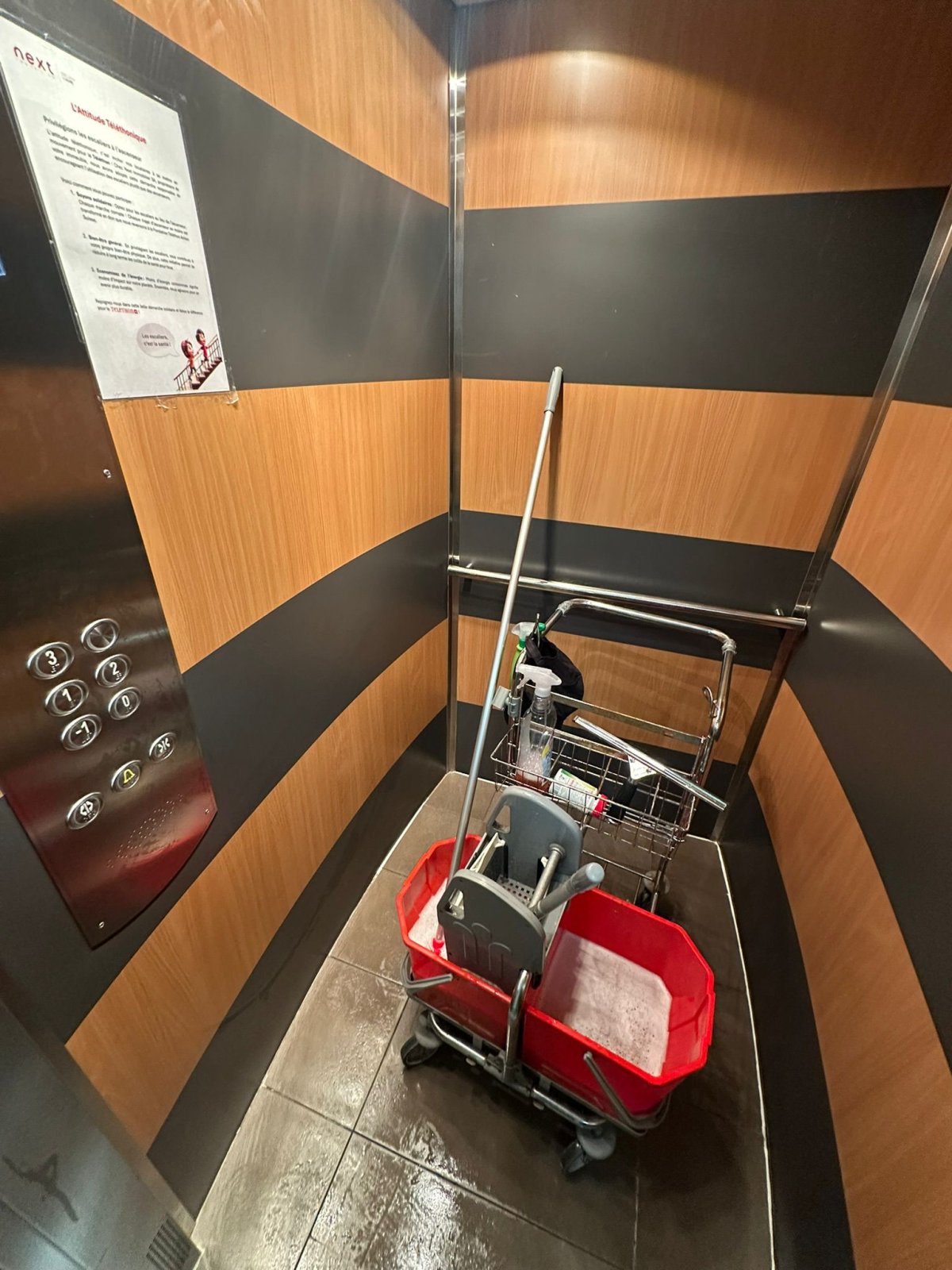 Ascenseur entretenu